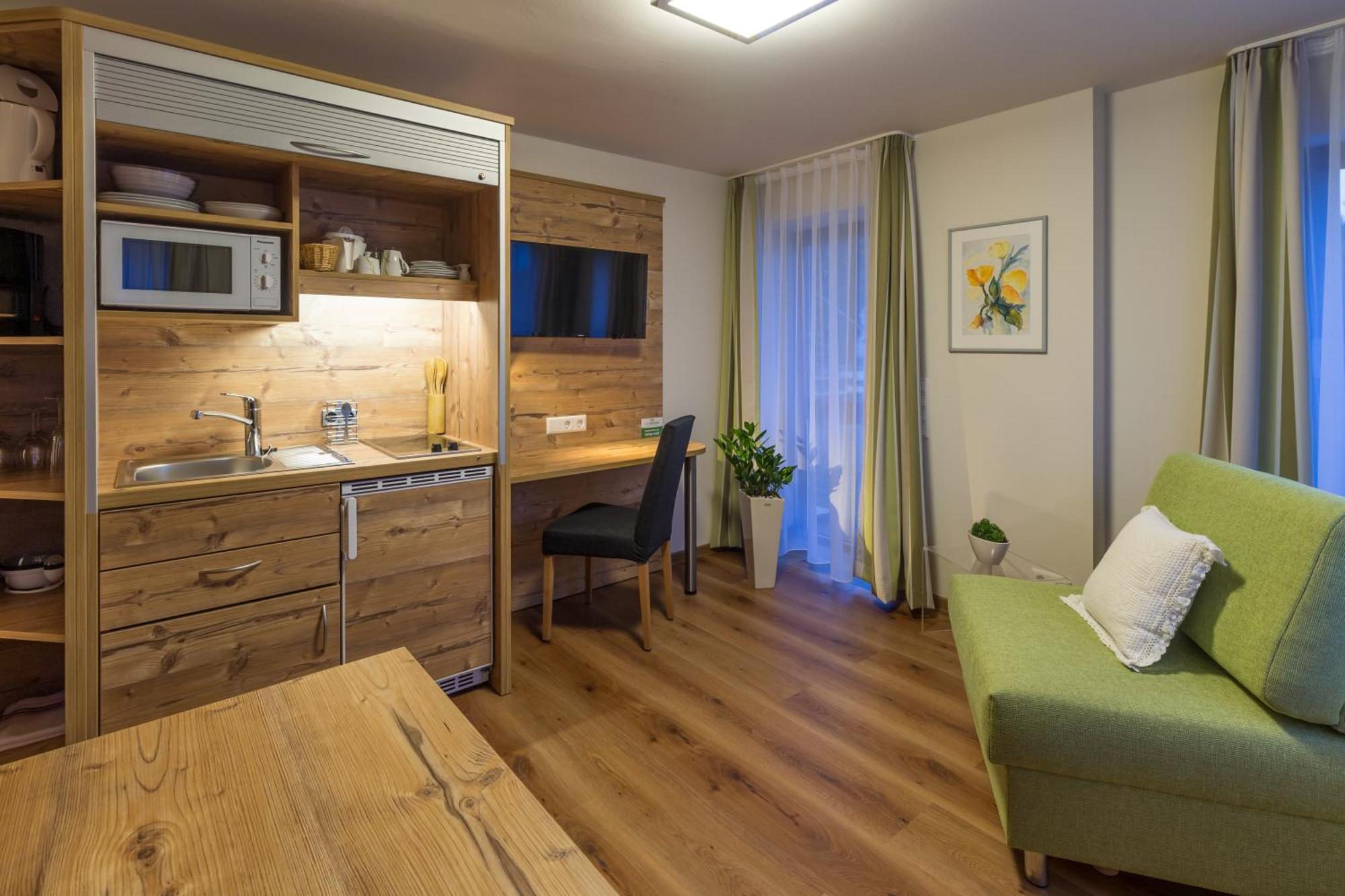 Gaestehaus Burgblick Bisingen Oda fotoğraf