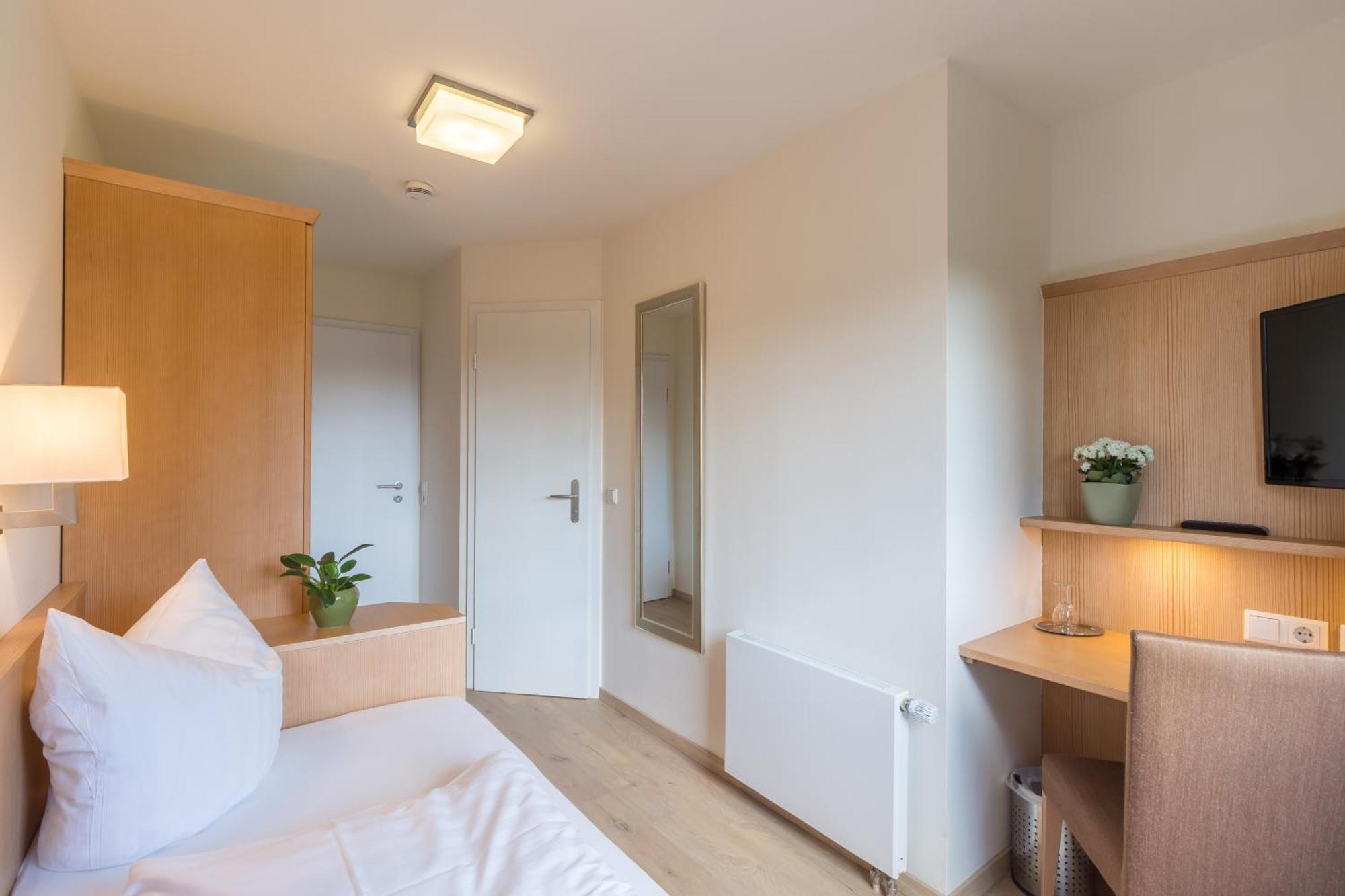 Gaestehaus Burgblick Bisingen Oda fotoğraf